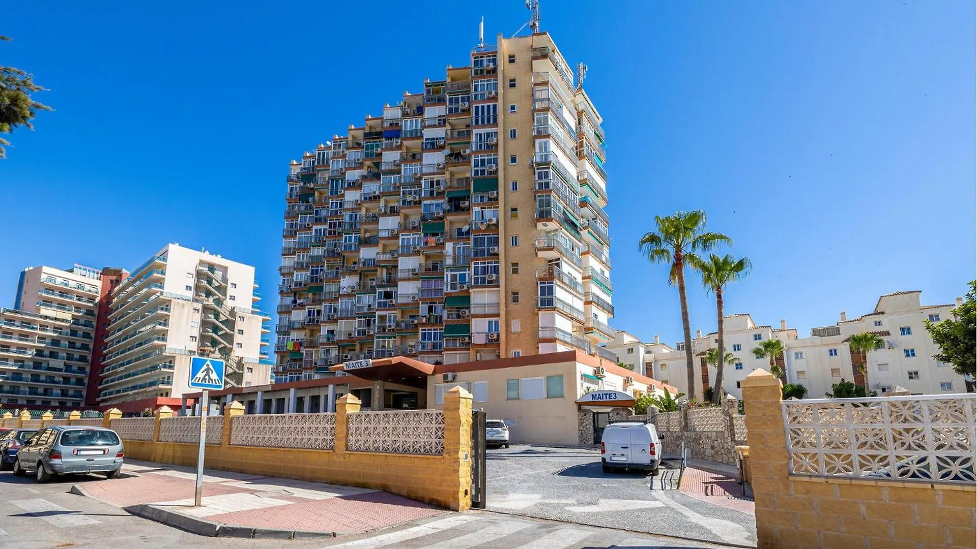 Gorgeous Apartment In Benalmadena With Swimming Pool